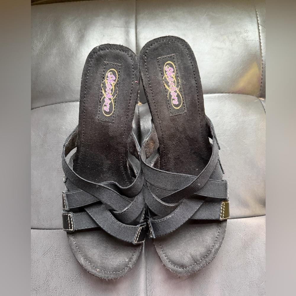 Skechers Black Crisscross Sandals